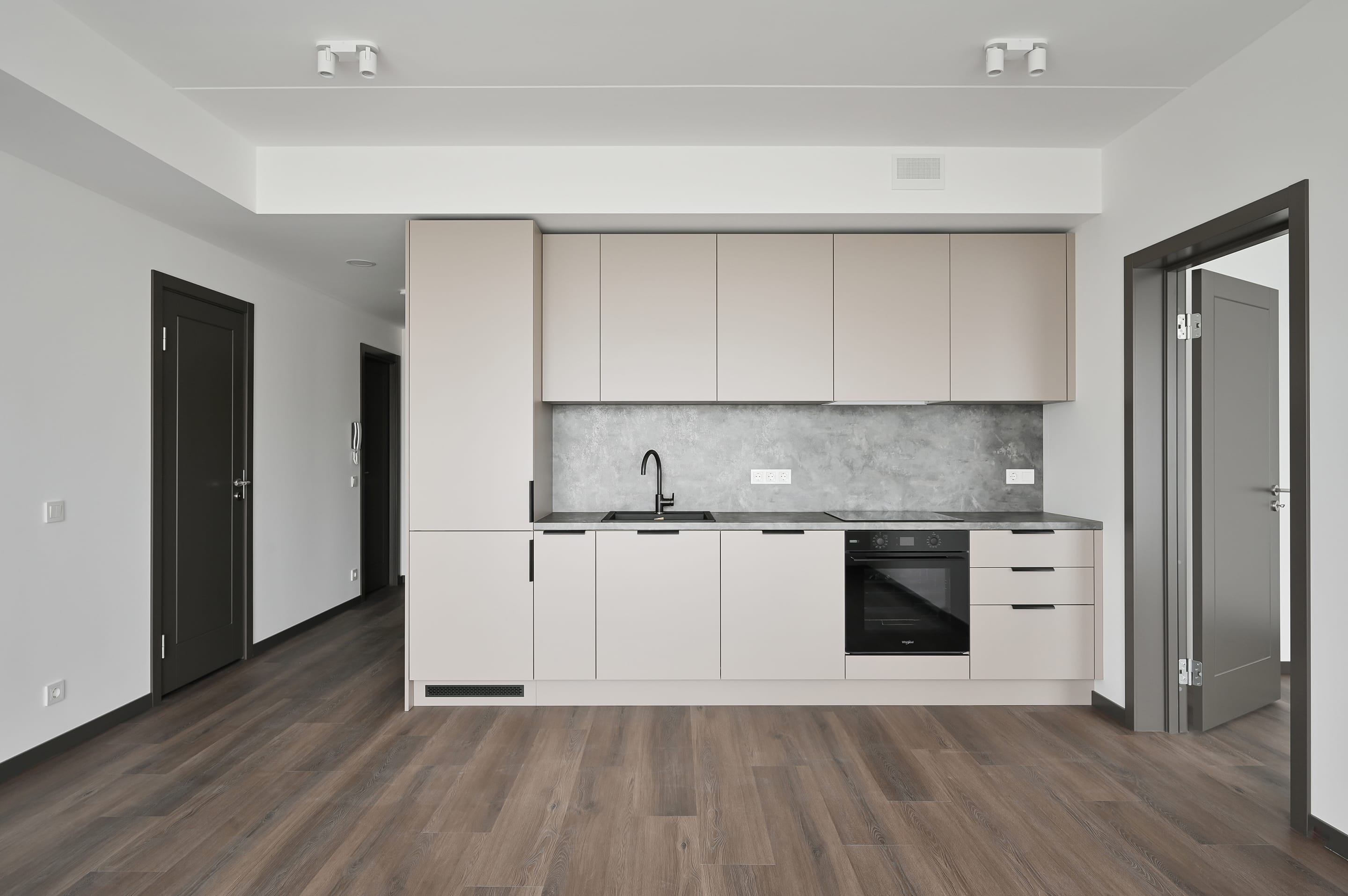 Pillar предлагает полностью оборудованные квартиры. Переезжай в свой новый дом сразу же!